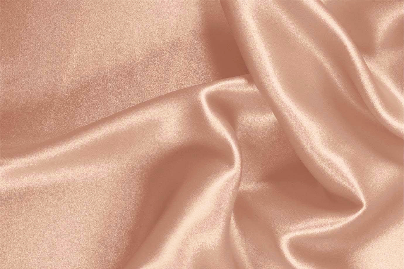 Tessuto Crepe Satin Cipria per Abbigliamento