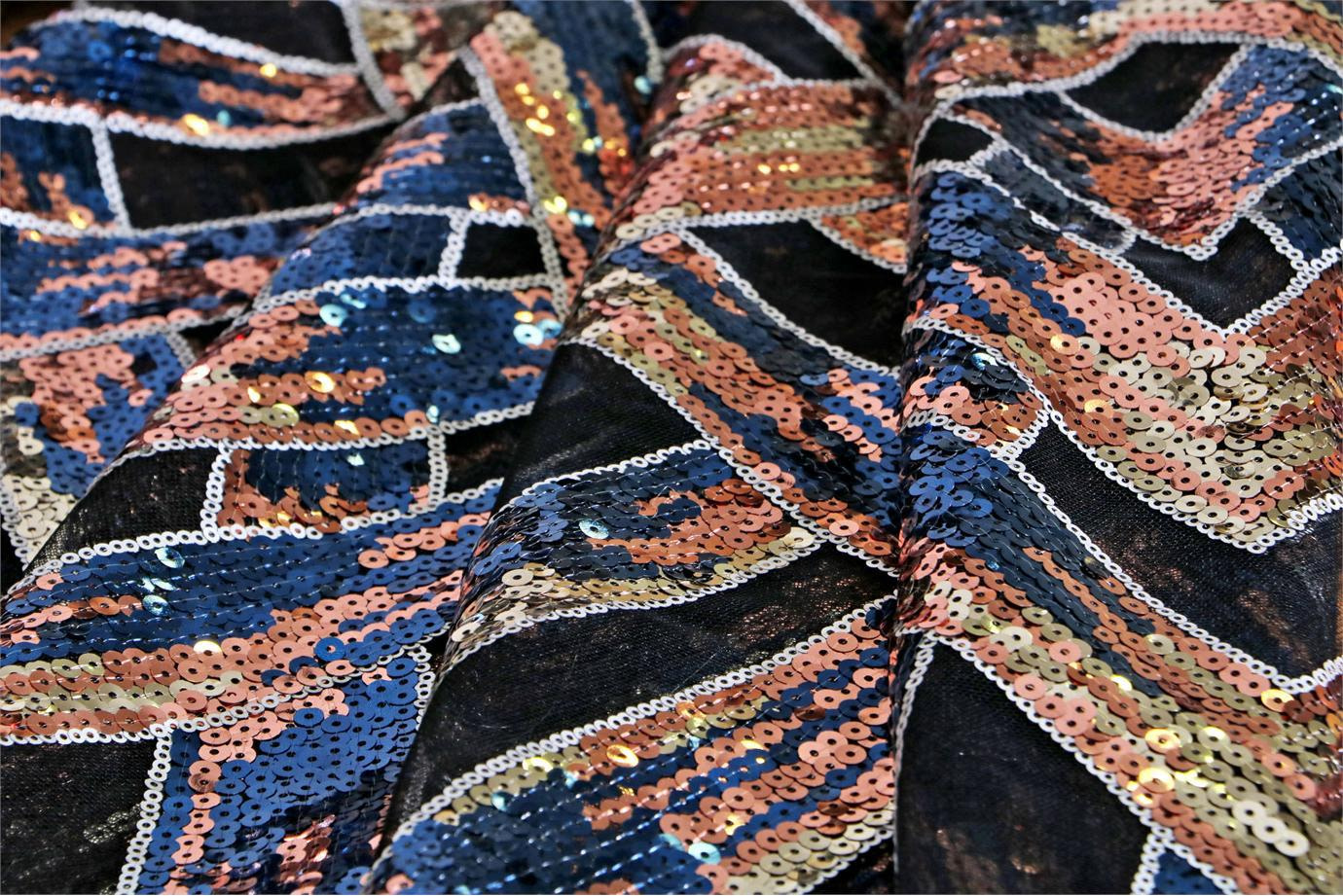 Ricamato Paillettes TC000485