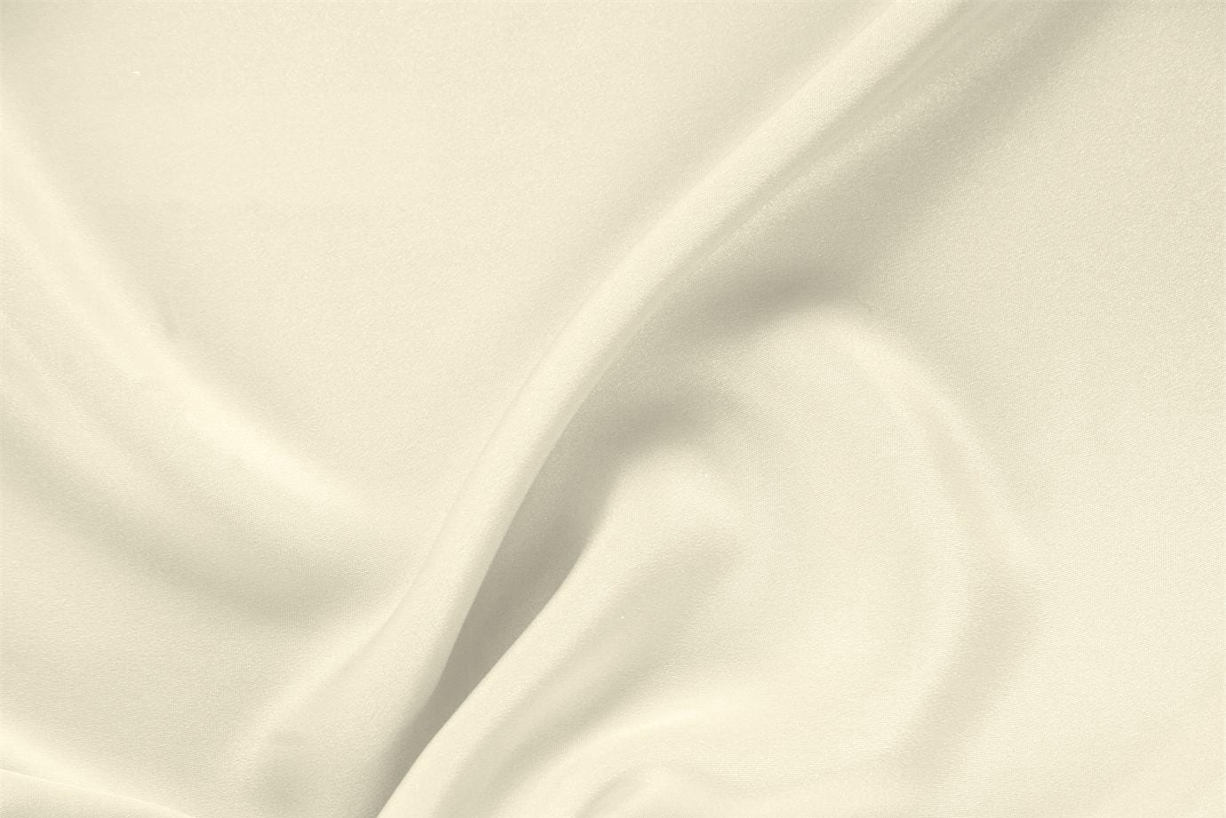 Tissu Drap Blanc lait en Soie pour vêtements