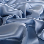Tessuto Crêpe Satin Blu Fiordalisio in Seta per Abbigliamento UN000184