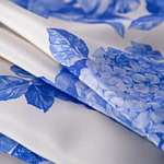 Tissu Crêpe de Chine Blanc, Bleu en Soie pour vêtements