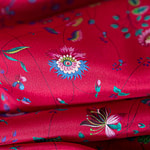 Tessuto Habutai Rosso in Seta per abbigliamento