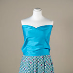 Viscose muslin fabric printed in a tie pattern in shades of turquoise | new tess
