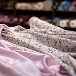 Vendita online tessuti di alta qualità per abbigliamento, moda e sposa | new tess