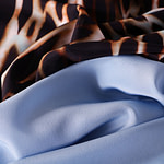 Tessuto Crepe De Chine Sorrento Fiordalisio per Abbigliamento