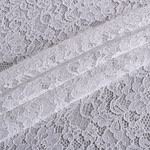 Tessuto pizzo rebrodé floreale bianco con doppio smerlo