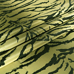 Tessuto Crepe Pelle Tigre ST000634 per Abbigliamento