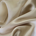 new tess bridal fabrics: silk crepe satin and chiffon| Tessuti per abito da sposa: crepe satin e chiffon di seta