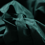 Forest green taffeta fabric in pure silk | new tess