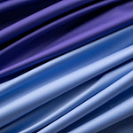 Tessuto Rasatello Di Cotone Stretch Iris per Abbigliamento