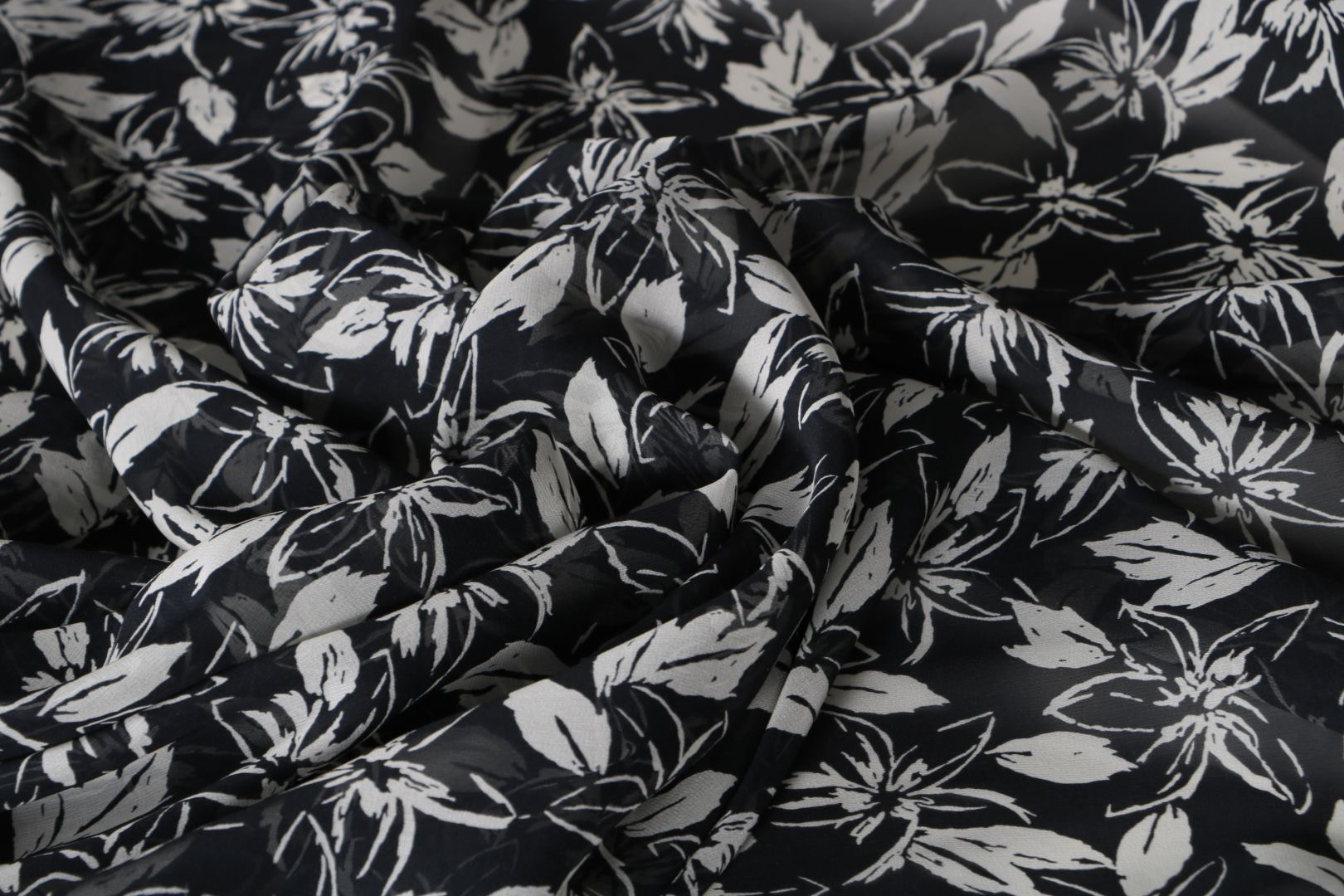 Tissu Couture Georgette Blanc, Noir en Soie ST000215