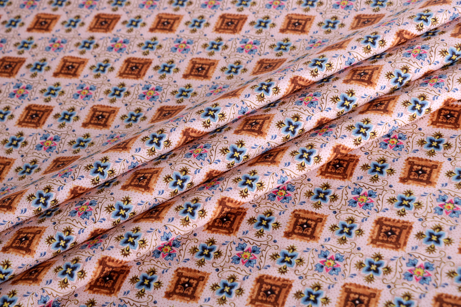 Tessuto Rosa in Cotone per Abbigliamento ST000662