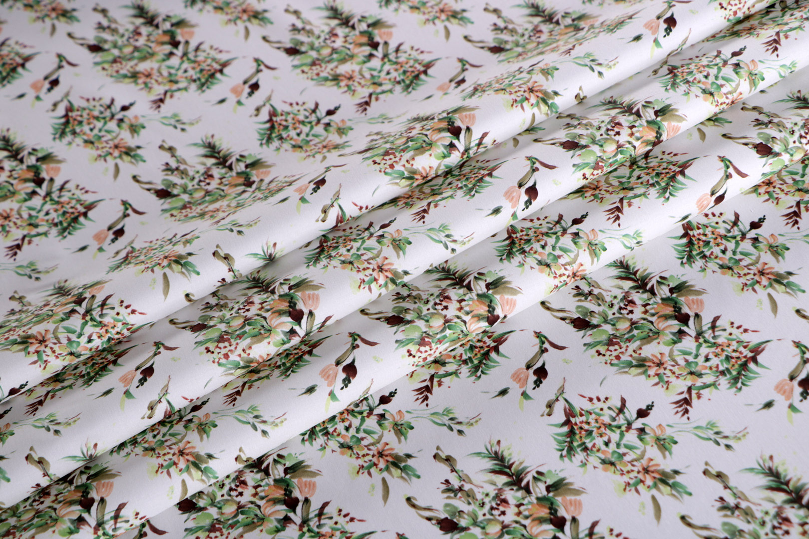 Green, White Cotton Apparel Fabric ST000668