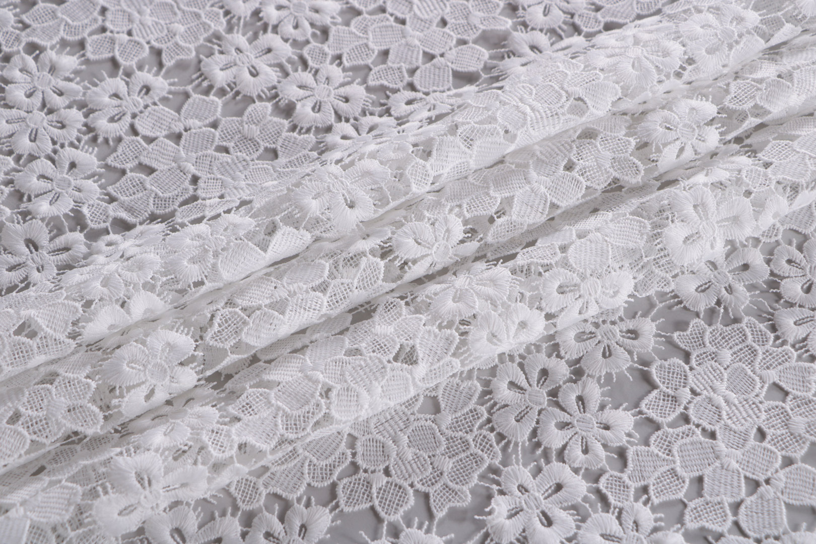 Tessuto Bianco in Poliestere per Abbigliamento TC001132