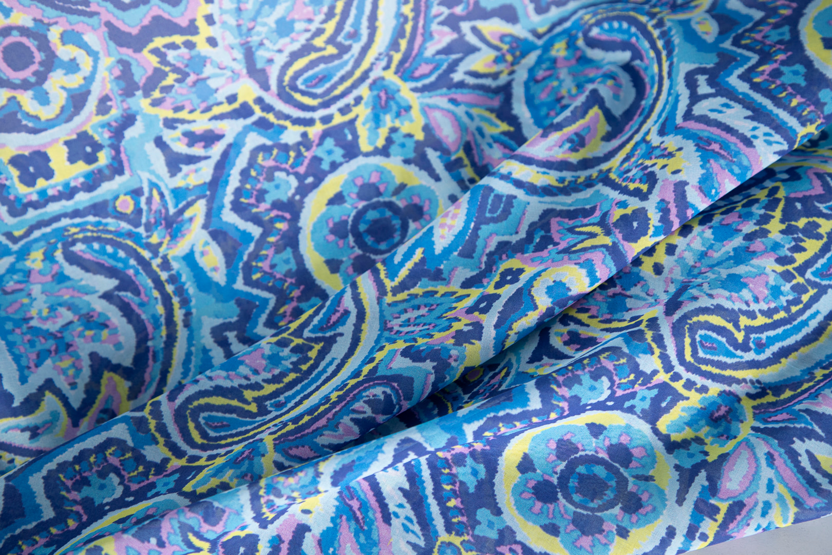 Tessuto Voile Blu, Giallo in Cotone per Abbigliamento ST000370