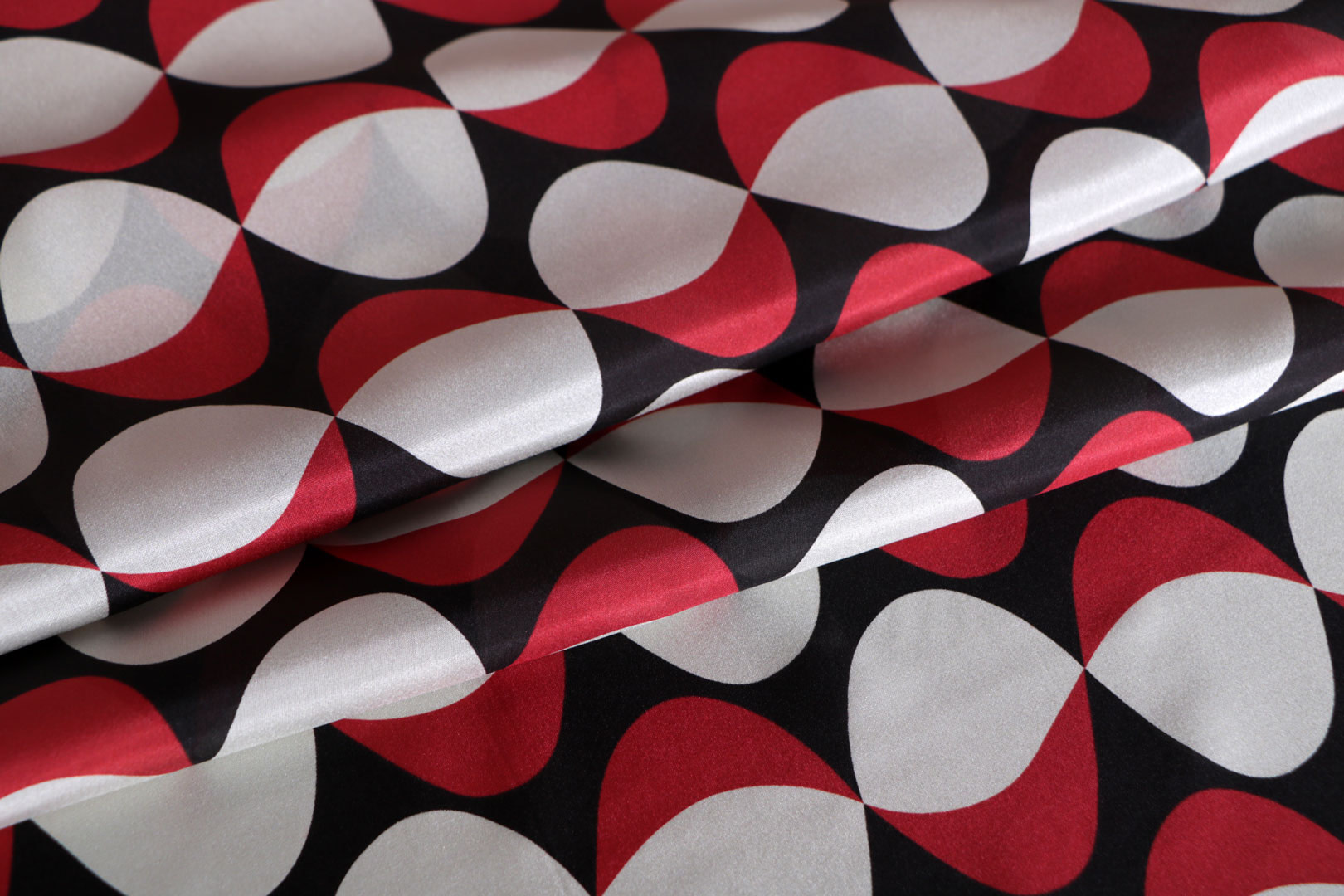 Black, Red, White Silk Habutai Apparel Fabric ST000416