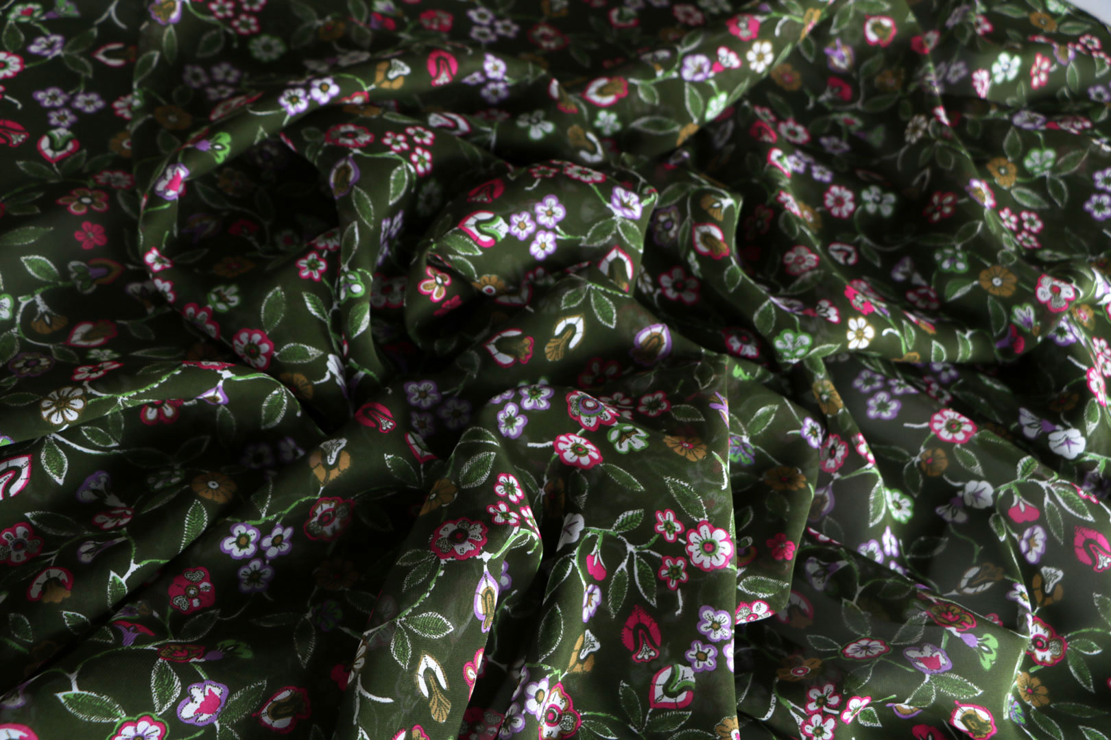 Tissu Couture Georgette Multicolor, Vert en Soie ST000435
