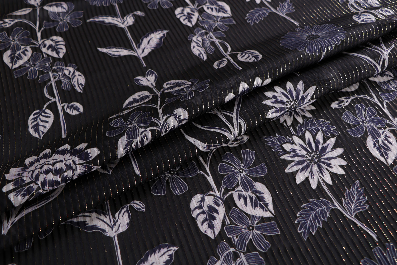 Black, Blue, White Silk Apparel Fabric ST000492