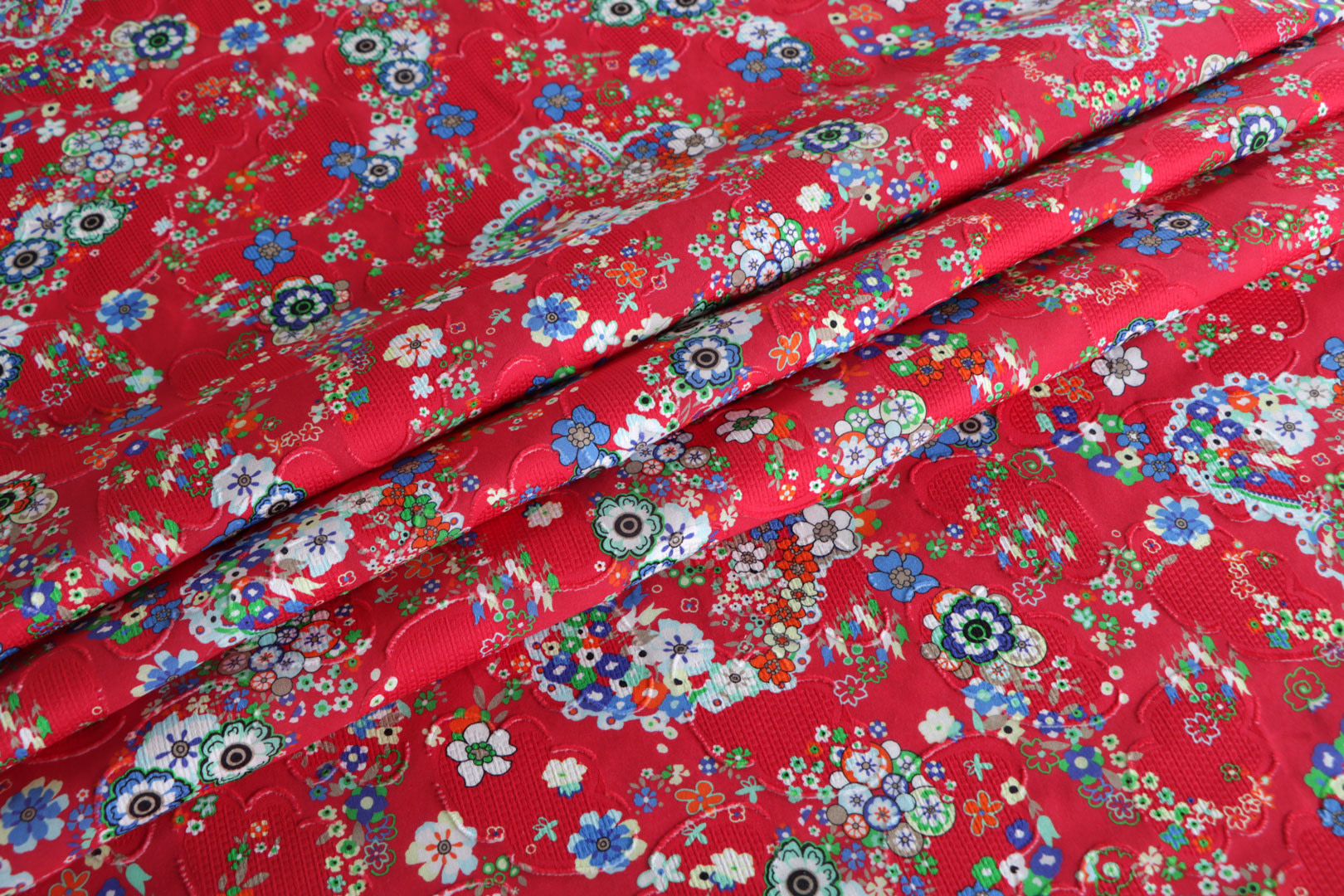 Multicolor, Red Cotton Apparel Fabric ST000548