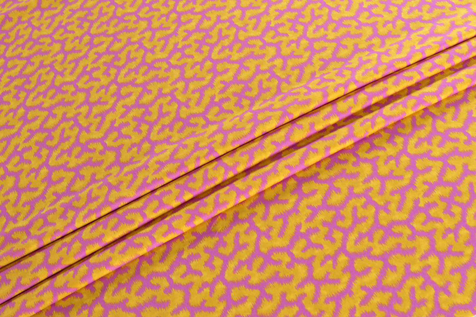 Fuxia, Yellow Polyester, Stretch Apparel Fabric ST000601
