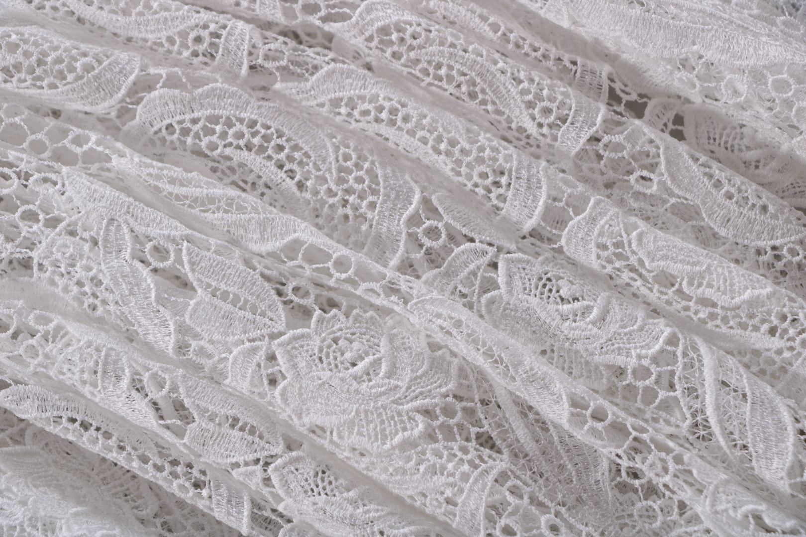 White Cotton, Polyester Apparel Fabric TC000950