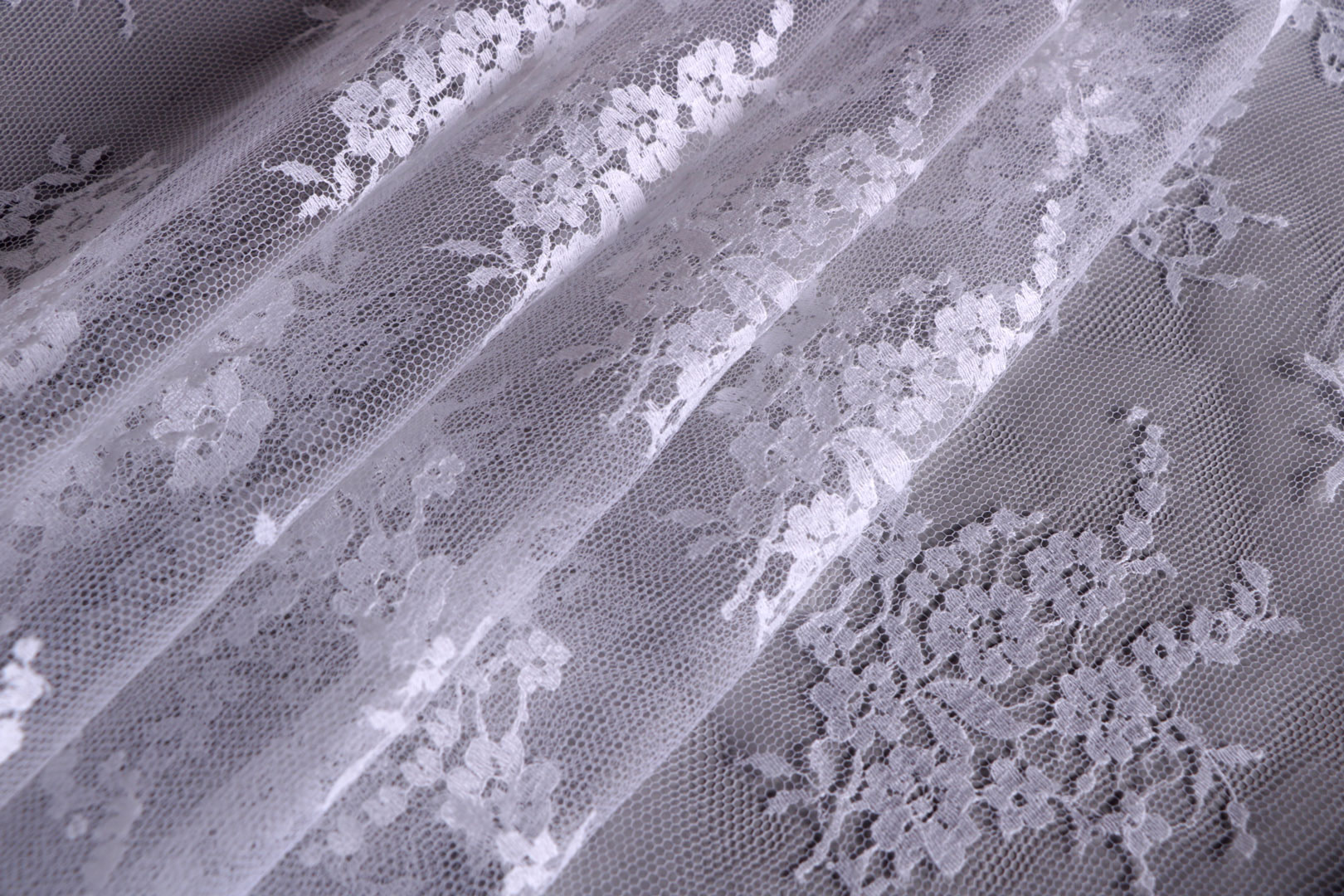 White Cotton, Polyester Apparel Fabric TC000977