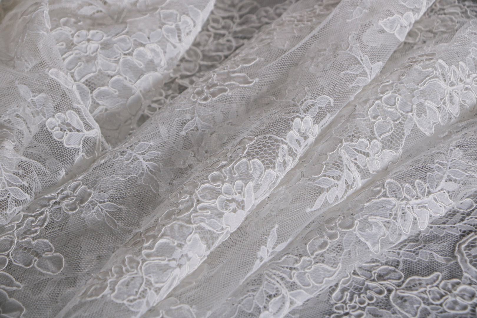 White Polyester Apparel Fabric TC001016
