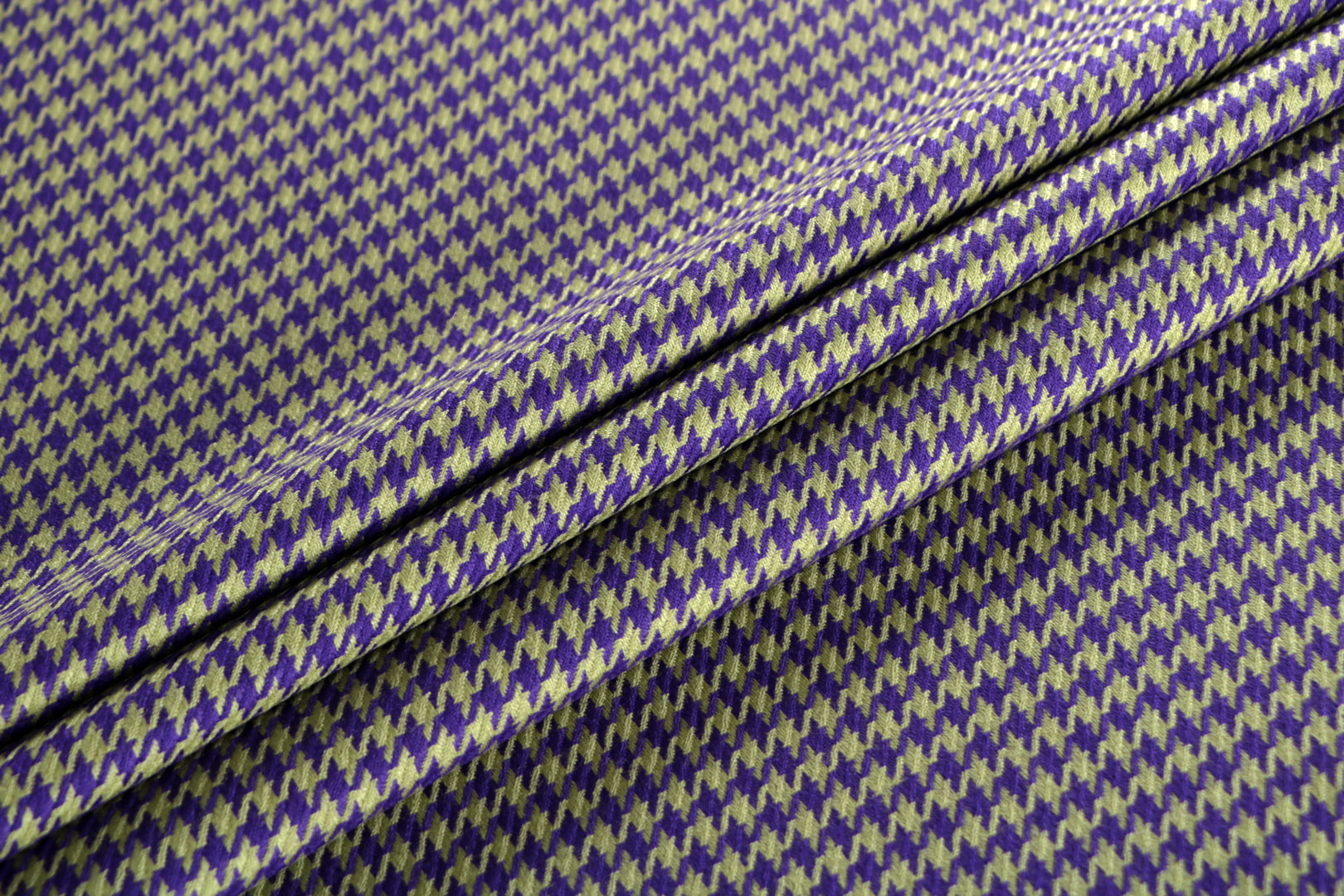 Green, Purple Wool Apparel Fabric TC001038