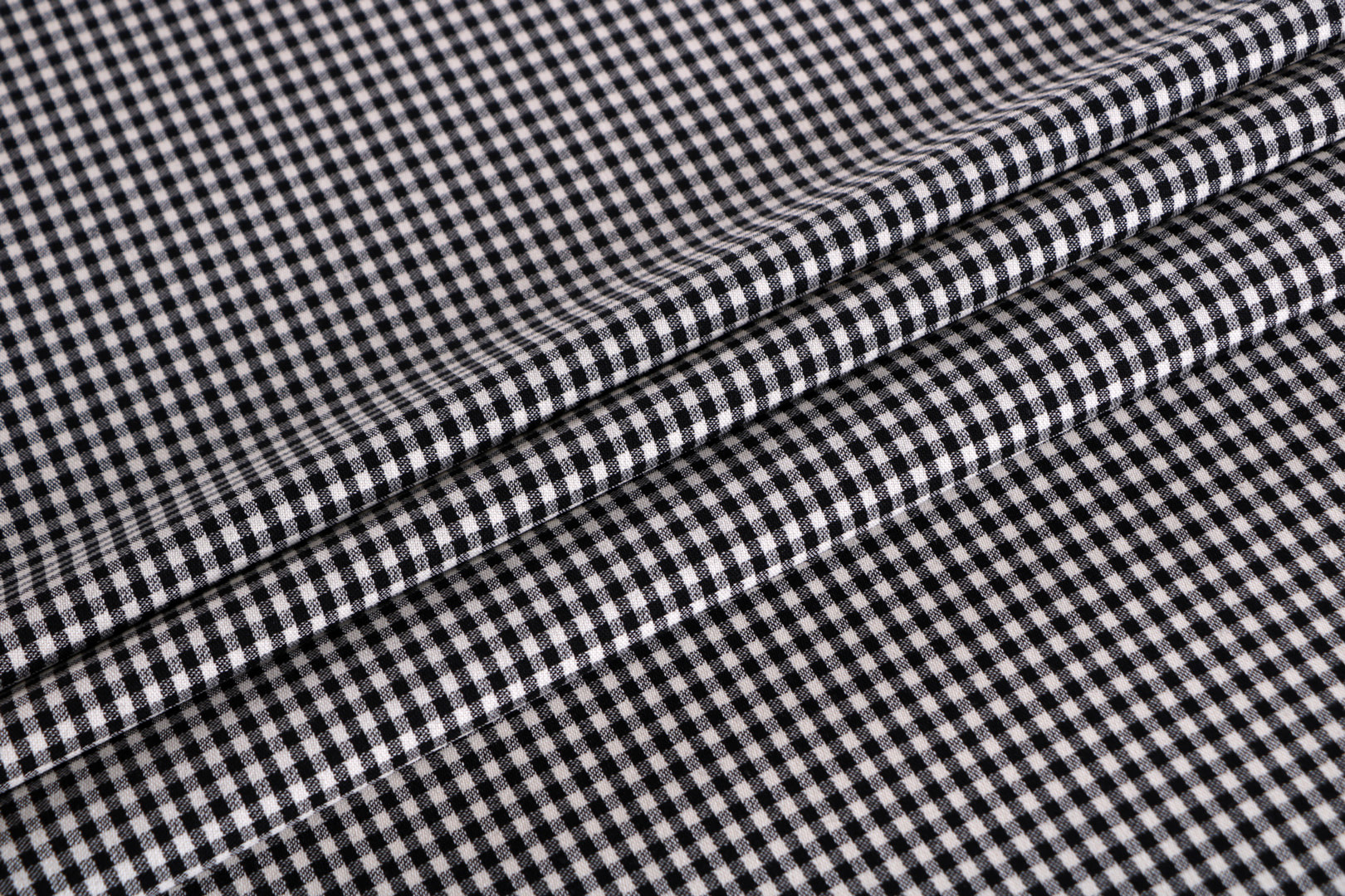 Black, White Wool Apparel Fabric TC001058