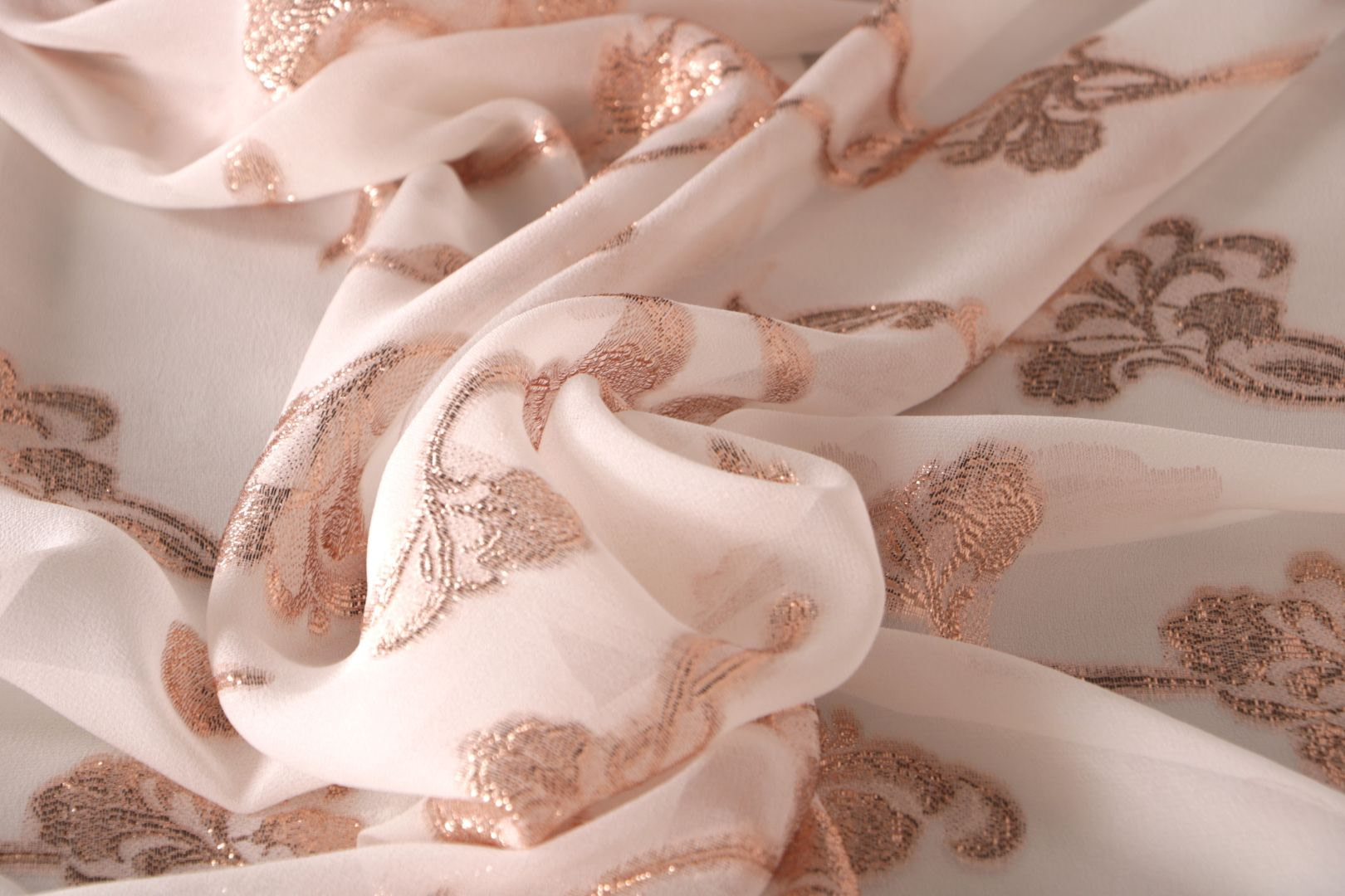 Pink, White Polyester, Silk Apparel Fabric UN001174