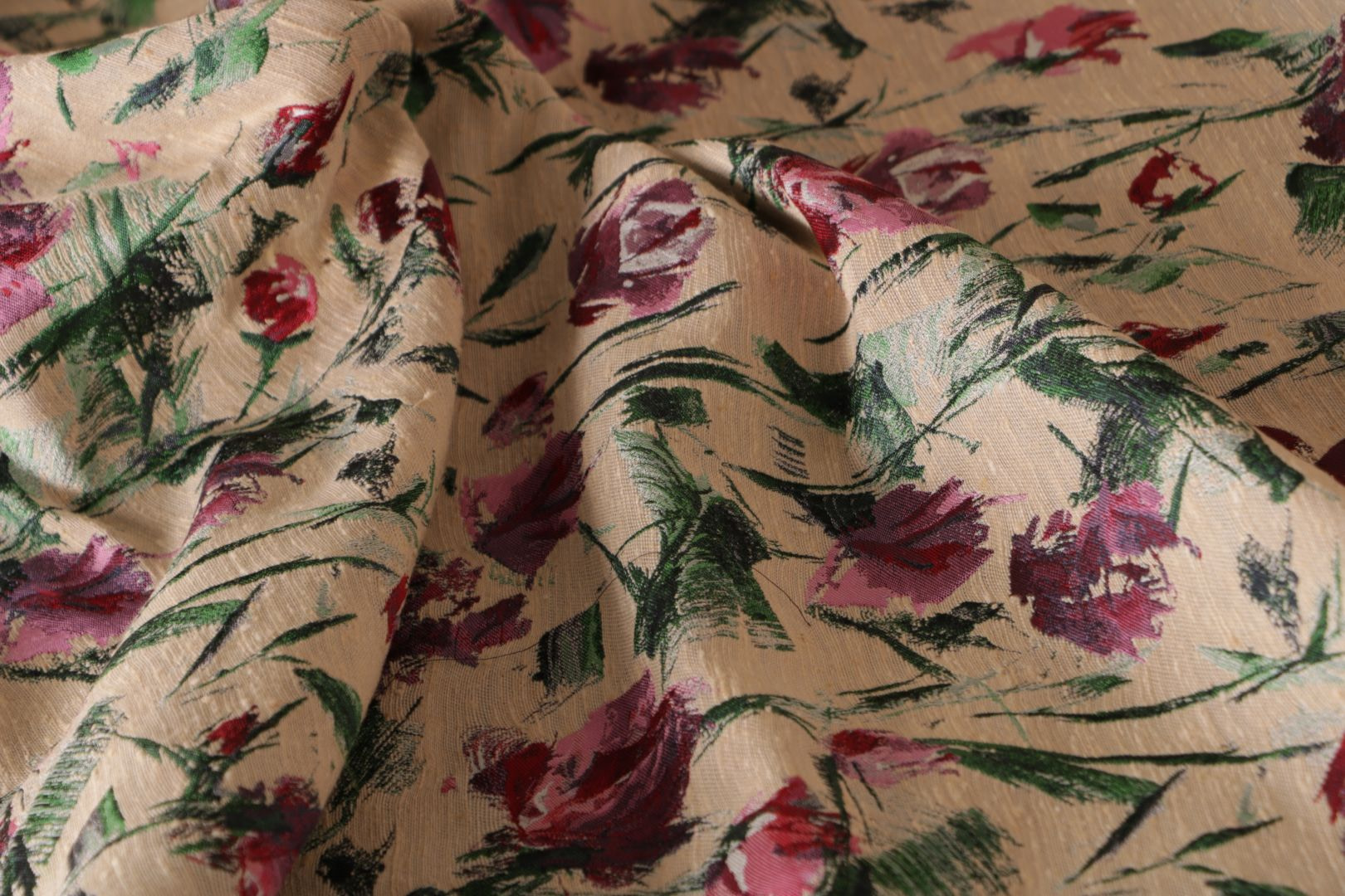 Beige, Pink Polyester, Silk Apparel Fabric UN001112