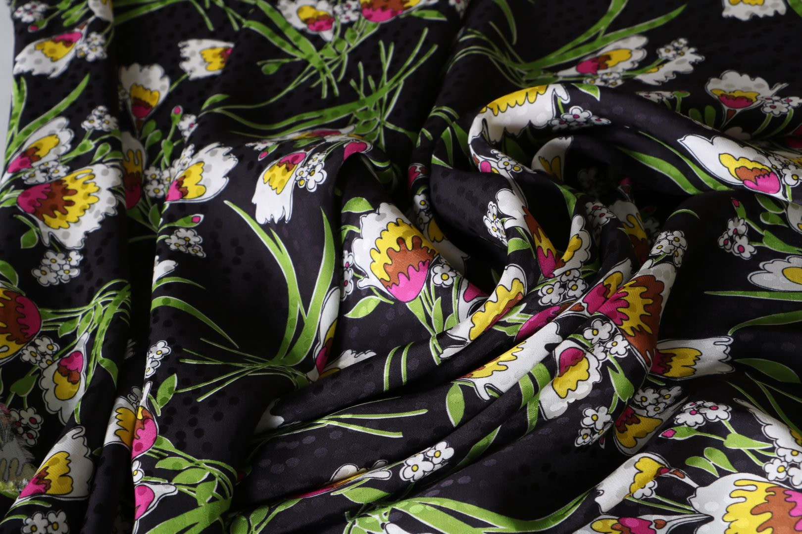Jacquard Fiori Anni 70 ST000233