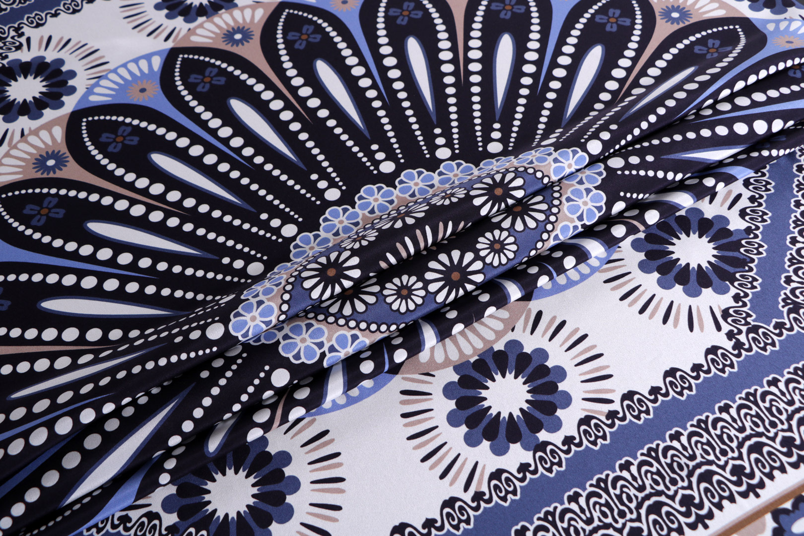 Tissu Couture Beige, Bleu en Soie