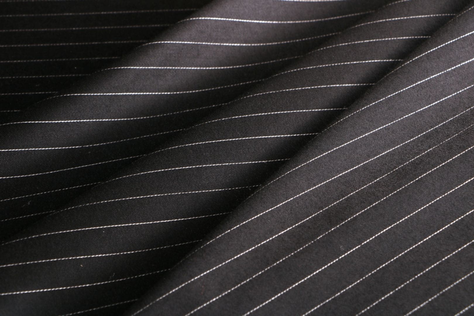 Tissu Noir en Laine, Polyester pour vêtements