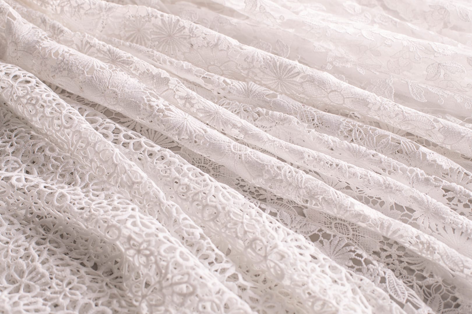 Bridal laces and embroidered fabrics | new tess