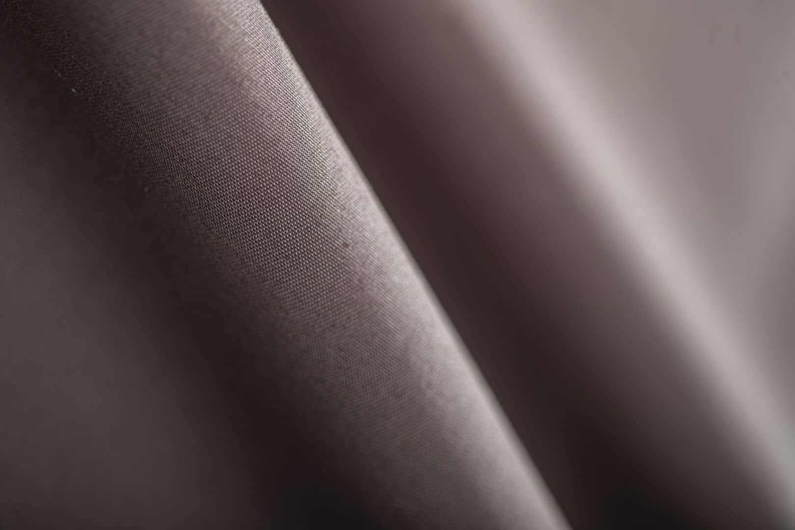 Tissu gabardine marron castor en coton stretch | Larusmiani Tessuti