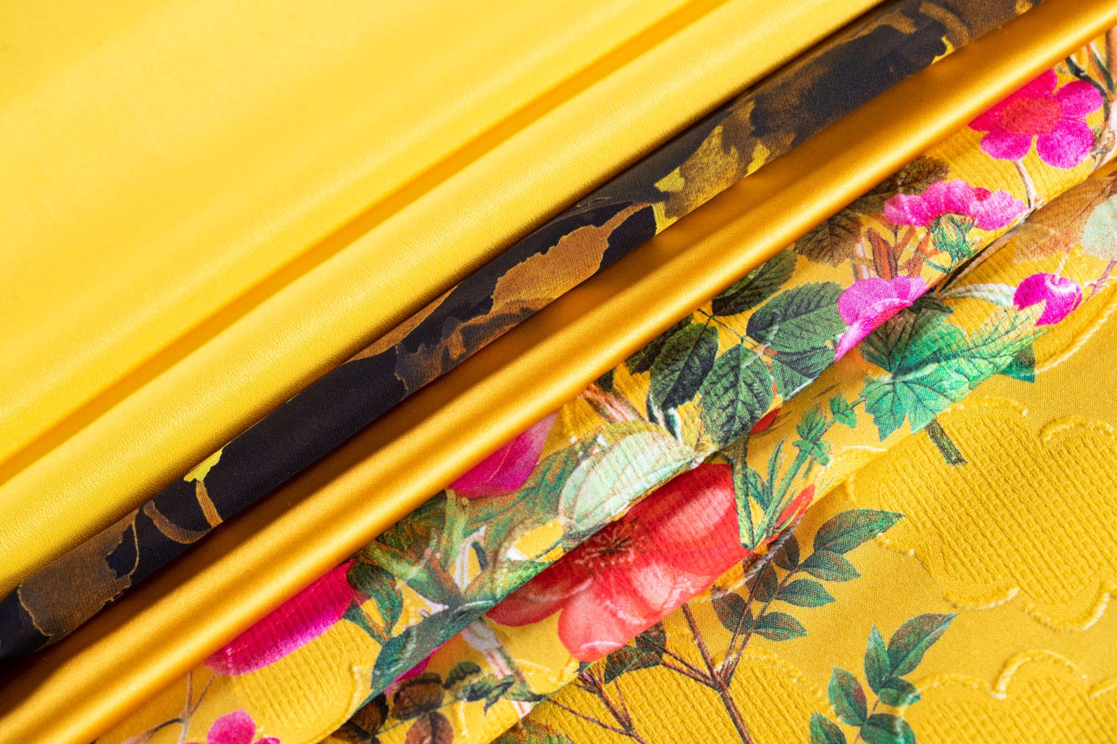 Fall 2022 colour trends - yellow | new tess fabrics
