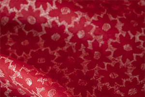 Tessuto Rosso in Viscosa per abbigliamento
