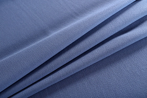 Tissu Double crêpe de laine Bleu Lagon en Laine pour vêtements