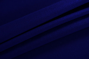 Tessuto Doppia Crepella di Lana Blu in Lana per abbigliamento