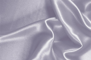 Tessuto Crêpe Satin Argento Peltro in Seta per Abbigliamento UN000148