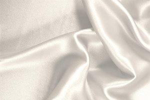 Tessuto Raso Stretch Bianco Avorio in Seta, Stretch per Abbigliamento UN000611
