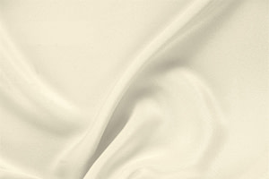 Tessuto Drap Bianco Latte in Seta per Abbigliamento UN000694