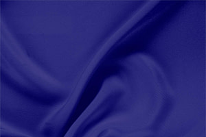 Tessuto Drap Blu Persia in Seta per Abbigliamento UN000730