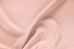 Tessuto Drap Rosa Quarzo in Seta per Abbigliamento UN000768
