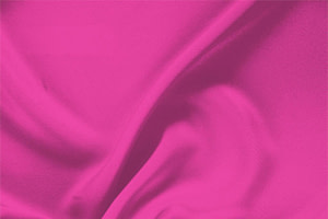 Tessuto Drap Fucsia Ciclamino in Seta per Abbigliamento UN000718