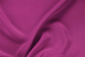 Tessuto Drap Viola Iris in Seta per Abbigliamento UN000721