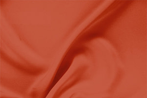 Tessuto Drap Arancione Pomodoro in Seta per Abbigliamento UN000710