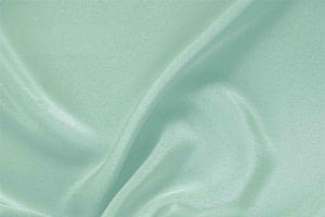 Tessuto Drap Verde Clorofilla in Seta per Abbigliamento UN000772