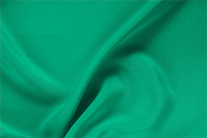 Tessuto Drap Verde Bandiera in Seta per Abbigliamento UN000745